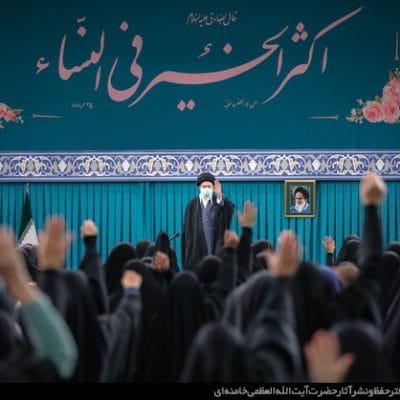 در متن و حاشیه دیدار رهبری با بانوان